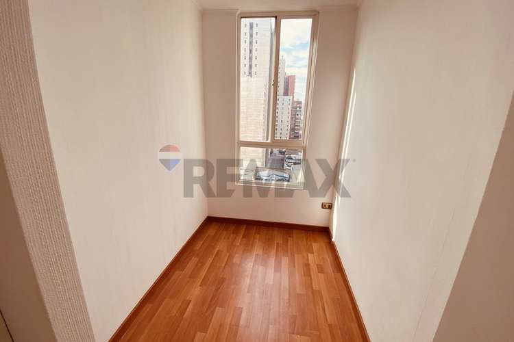 Excelente dpto piso 10 de 2d+1b+e+b-santiago - Imagen 9
