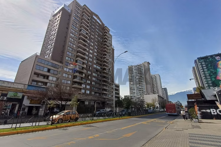 Irarrázaval / metro ñuñoa