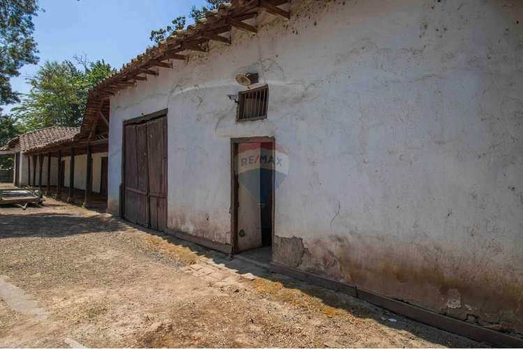 Casona patronal  con hermoso parque - Imagen 8