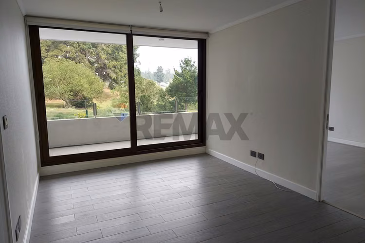 Moderno depa en arriendo, 2d+2b+1est+1bod