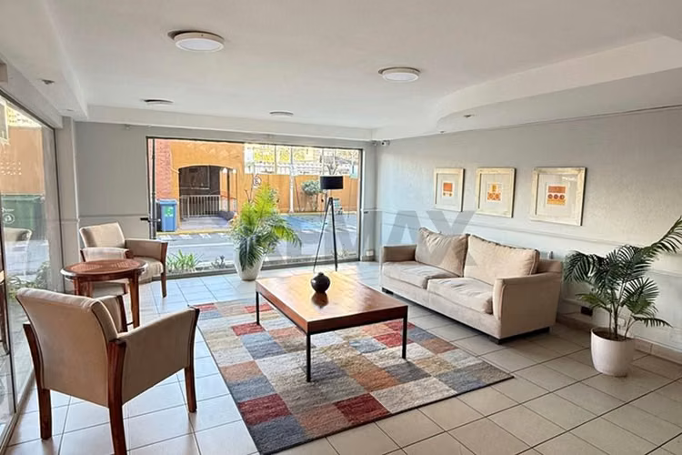 Amplio 3d 2b 1bdg renovado en la florida