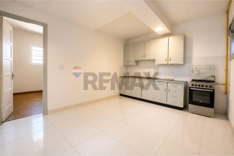 Venta amplio depto en stgo | metro b. artes