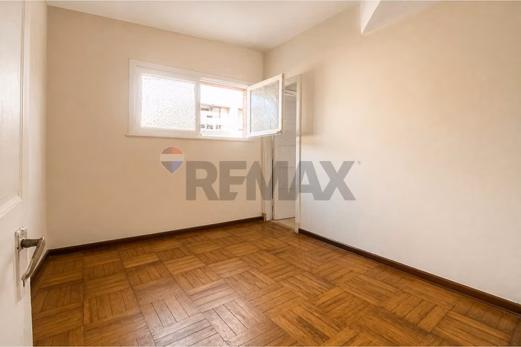Venta amplio depto en stgo | metro b. artes