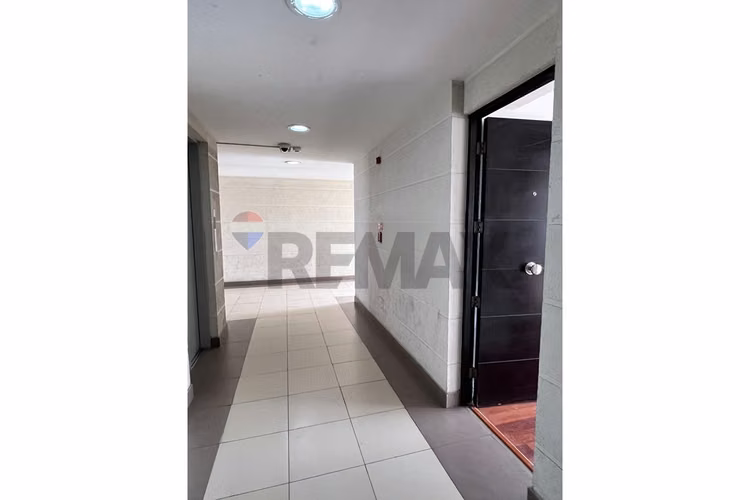 Departamento en arriendo semi amoblado en santiago