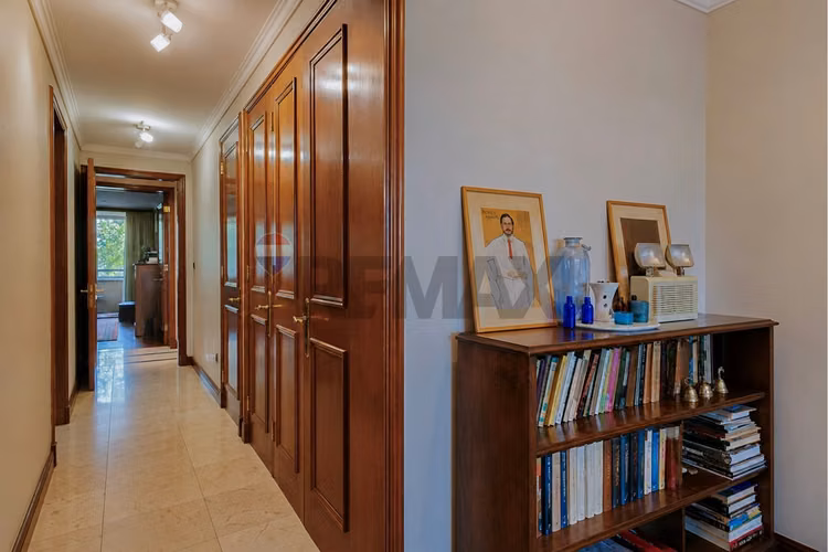 320 m2/5d-5b- 3est/colegio alemán las condes