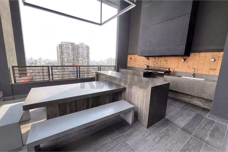 Moderno depto piso 17 con terraza en ñuñoa - Imagen 9