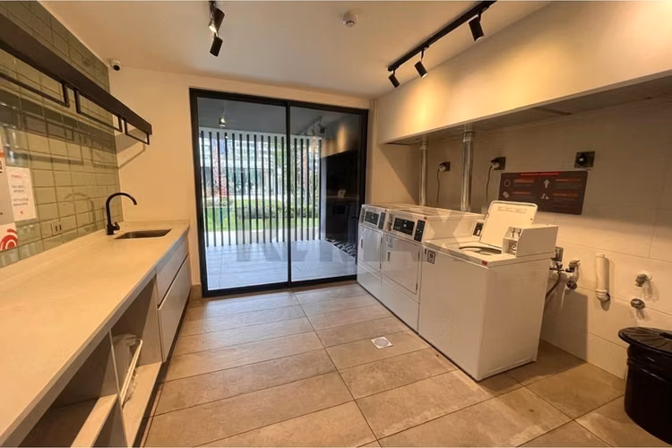 Moderno depto piso 17 con terraza en ñuñoa - Imagen 16