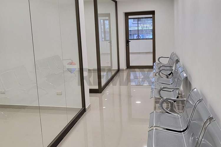 Local  / oficinas en santiago centro