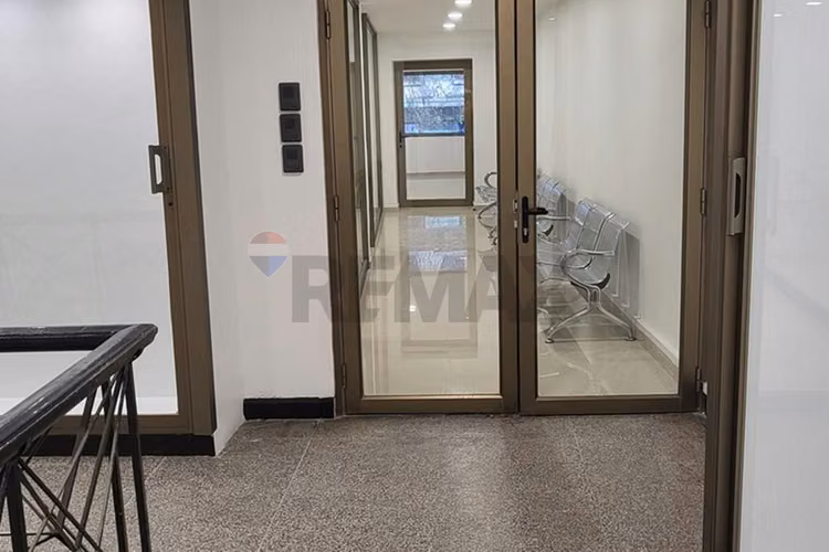 Local comercial / oficinas en santiago centro - Imagen 3