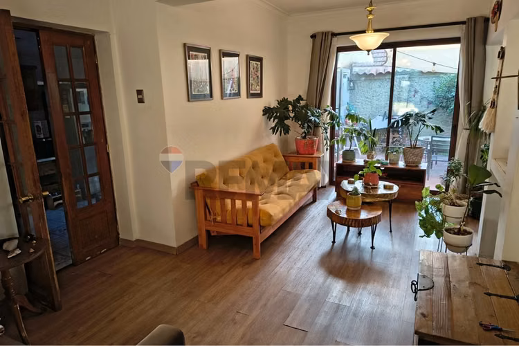 Casa 4dorm 3baños recoleta sector av peru - Imagen 17
