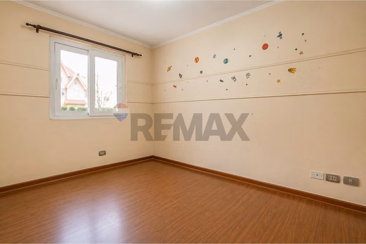 Casa condominio 6d+4b+2e con 342 mts2 - Imagen 10