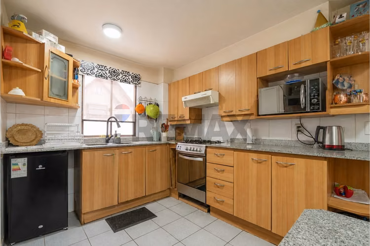 Casa condominio 6d+4b+2e con 342 mts2 - Imagen 18
