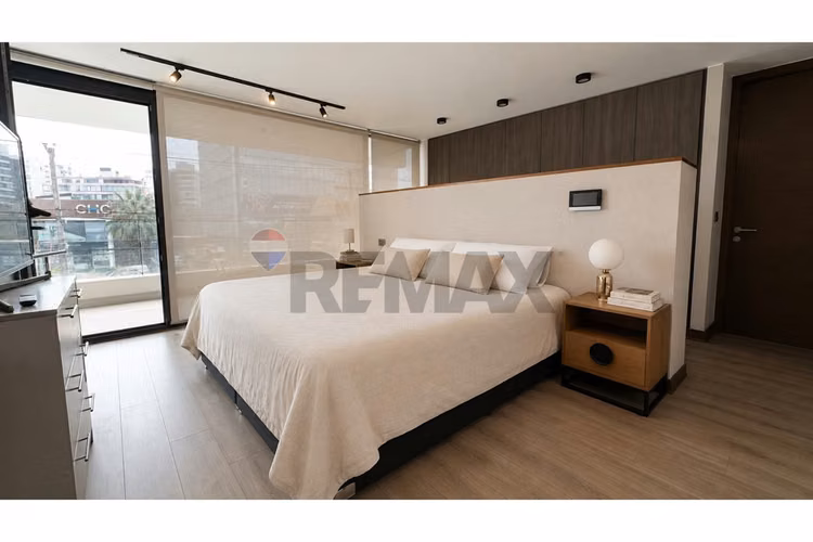 Amplio y luminoso! 3 dorm + servicios, nororiente