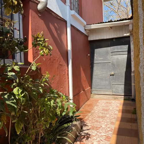 SE VENDE CASA EN CONCHALI 3D 2B DE 204 M2 UBICADA EN AVENIDA - Imagen 6