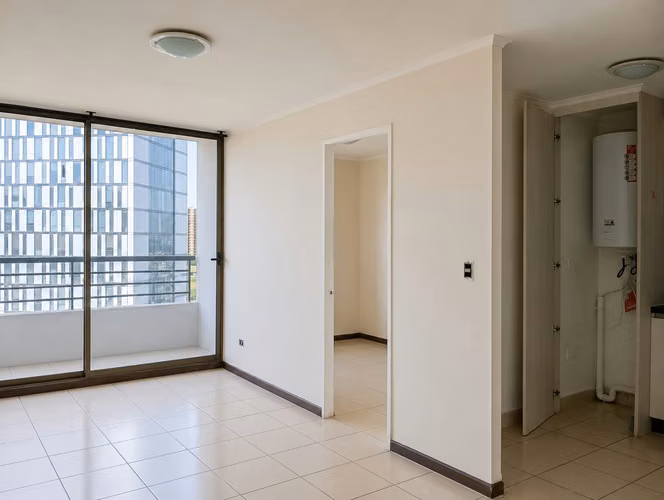 2300 UF VENTA CON ESTACIONAMIENTO 2D 1B NUEVA ALAMEDA 4877