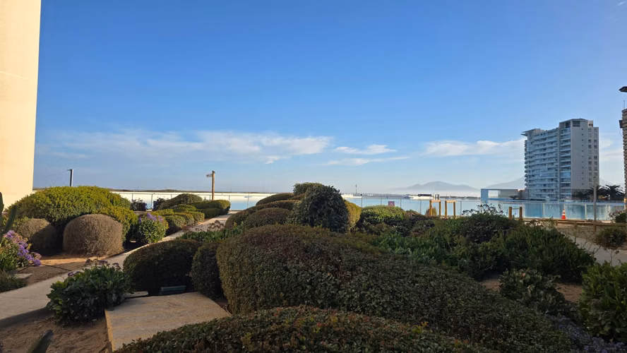 ARRIENDO ESPECTACULAR LAGUNA DEL MAR LA SERENA