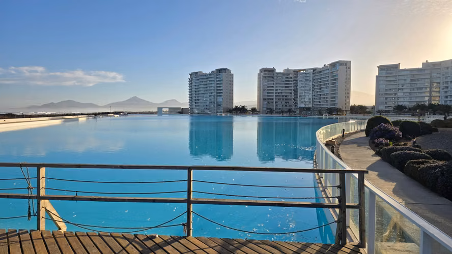 ARRIENDO ESPECTACULAR LAGUNA DEL MAR LA SERENA