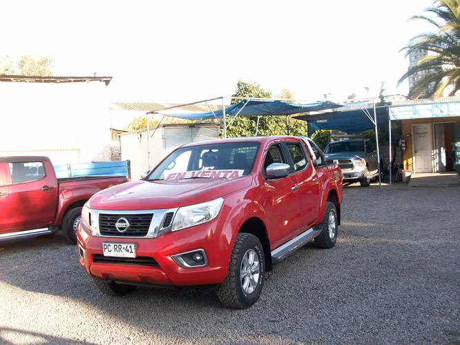 camioneta nissan np300 xe  4x4 2.3 2020 diesel - Imagen 3