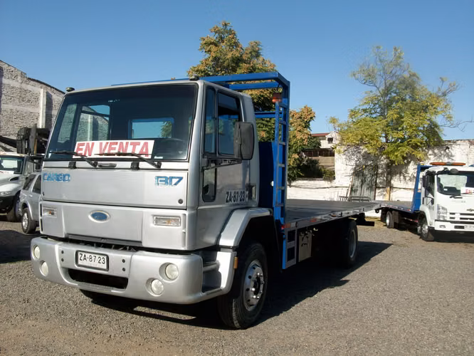 camion forg cargo 1317 año 2006