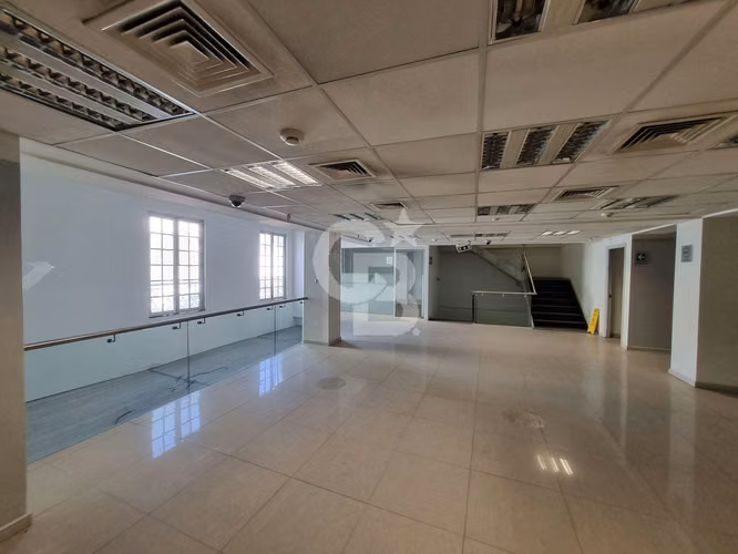 Local Comercial en Providencia: Ubicación Estratégica - Imagen 10