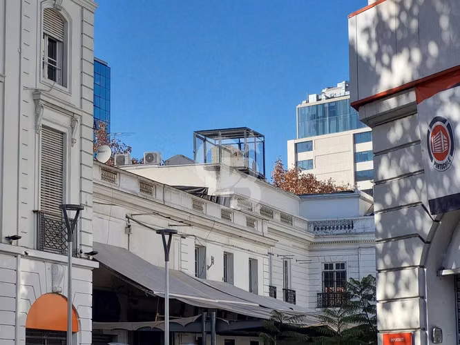 Local Comercial en Providencia: Ubicación Estratégica