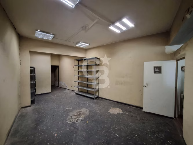 Local Comercial en Providencia: Ubicación Estratégica - Imagen 18