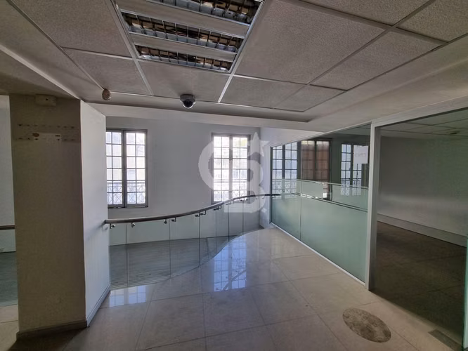 Local Comercial en Providencia: Ubicación Estratégica - Imagen 6