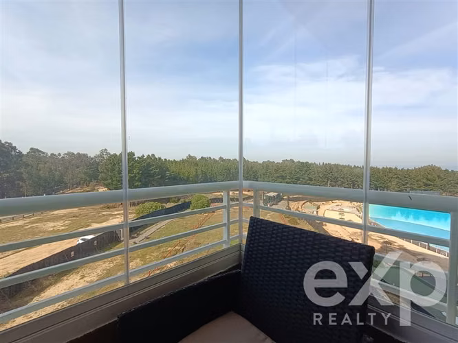 Departamento en venta de 2 dorm. en El Tabo con gran piscina
