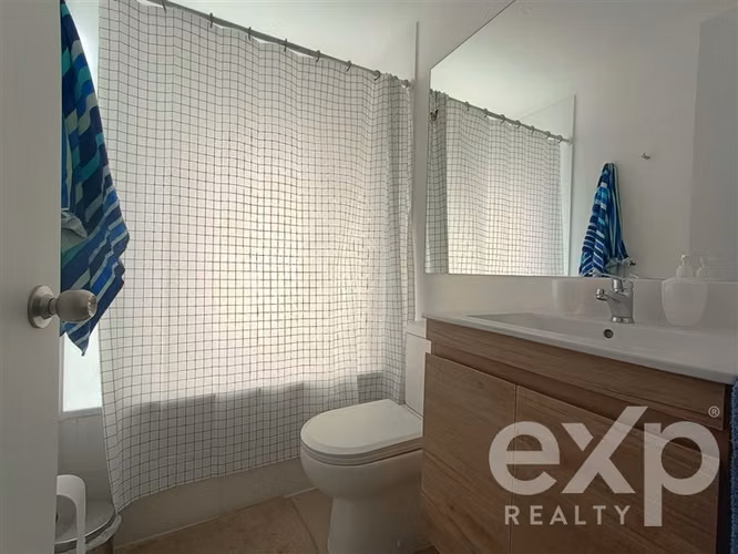 Departamento en venta de 2 dorm. en El Tabo con gran piscina