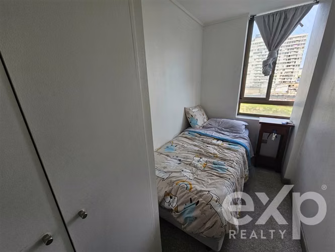 Se vende departamento a pasos metro Carlos Valdovinos