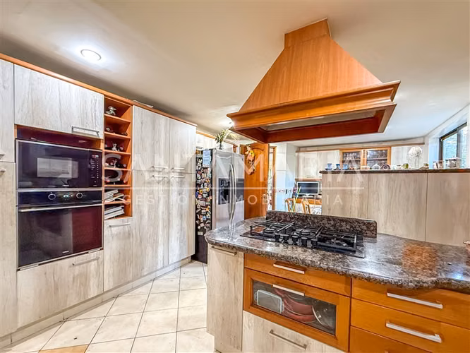Casa en venta de 6 dorm. en Concepción - Imagen 6