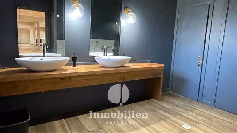Casona con acceso al Lago y vista insuperable en Llanquihue - Imagen 13