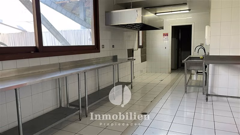 Casona con acceso al Lago y vista insuperable en Llanquihue - Imagen 16