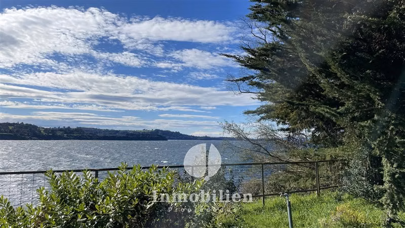 Casona con acceso al Lago y vista insuperable en Llanquihue - Imagen 19