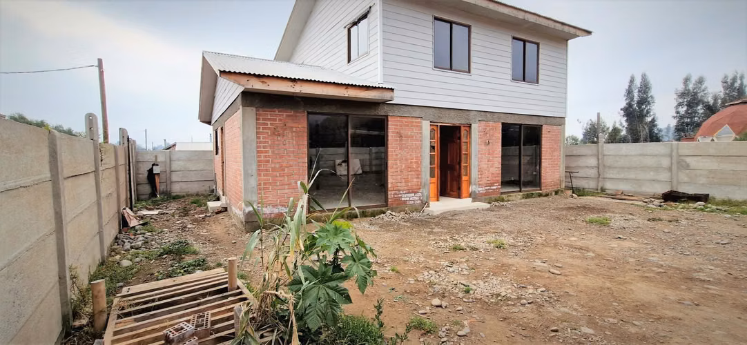 Arriendo de casa, en Pachacamita, La Calera.  $600.000.