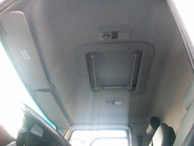 camion grua  cama plataforma  2018