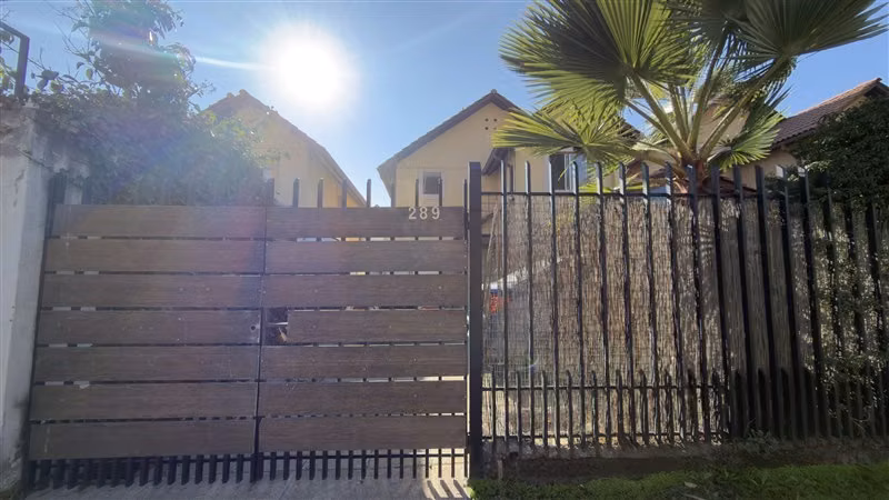 Casa en arriendo de 4 dorm. en Puente Alto Brisas del maipo