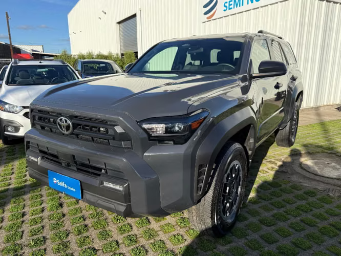 Toyota 4runner  SR5 4X4 2.4 AUT 2025