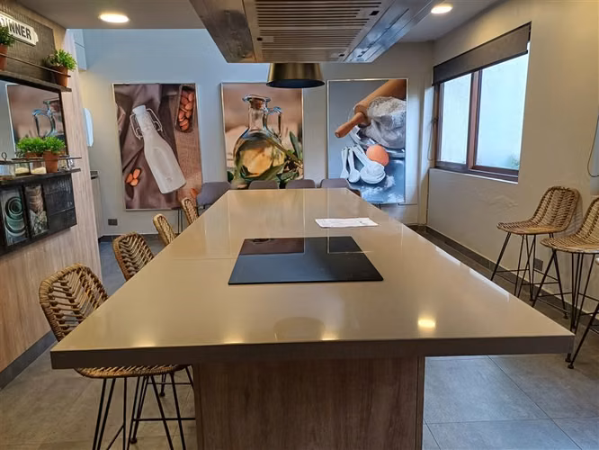 SE ARRIENDA HERMOSO DEPARTAMENTO EN LAS CONDES - Imagen 29