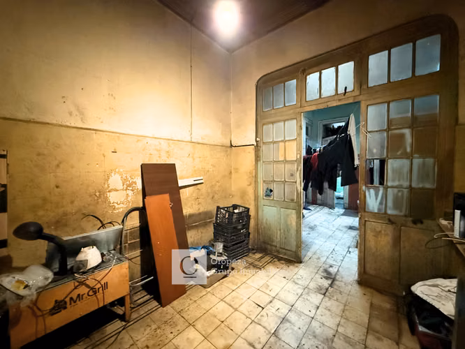 OPORTUNIDAD PARA INVERSIÓN CASA EN VENTA 7HAB 2BA - Imagen 18