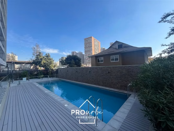 Venta 1D y 1B Estacion y Bod vista oriente piso 25 / Ñuñoa