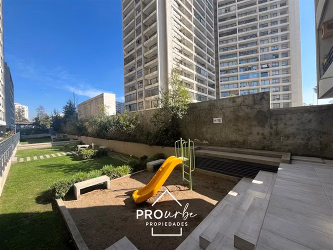 Venta 1D y 1B Estacion y Bod vista oriente piso 25 / Ñuñoa