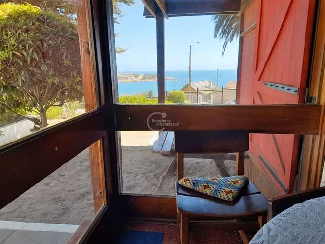 Casa en venta en El Quisco, 2 roles, vista al mar, 3 dorm.
