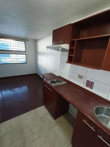 Studio en venta frente al Parque de Los Reyes - Imagen 4