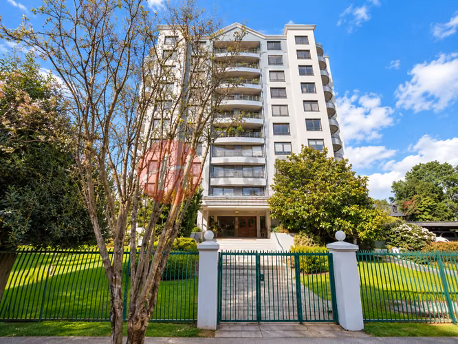 Amplio departamento en venta de 140 m² con 4 dormitorios