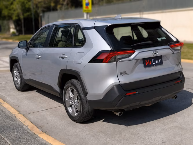 TOYOTA RAV4 LE 2.0 4X2 CVT A20LE2C - 2023 | 4418