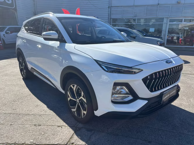 JAC JS8 1.5 LUXURY SE 6 MT - Imagen 9