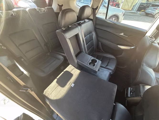 JAC JS8 1.5 LUXURY SE 6 MT - Imagen 12
