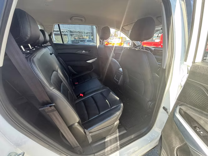 JAC JS8 1.5 LUXURY SE 6 MT - Imagen 11