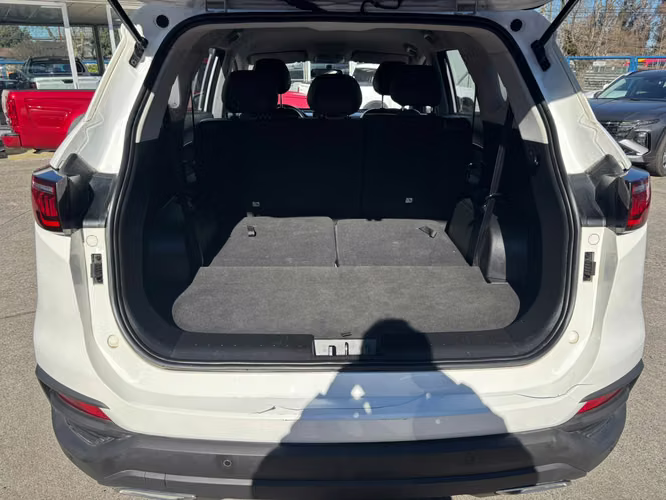 JAC JS8 1.5 LUXURY SE 6 MT - Imagen 5